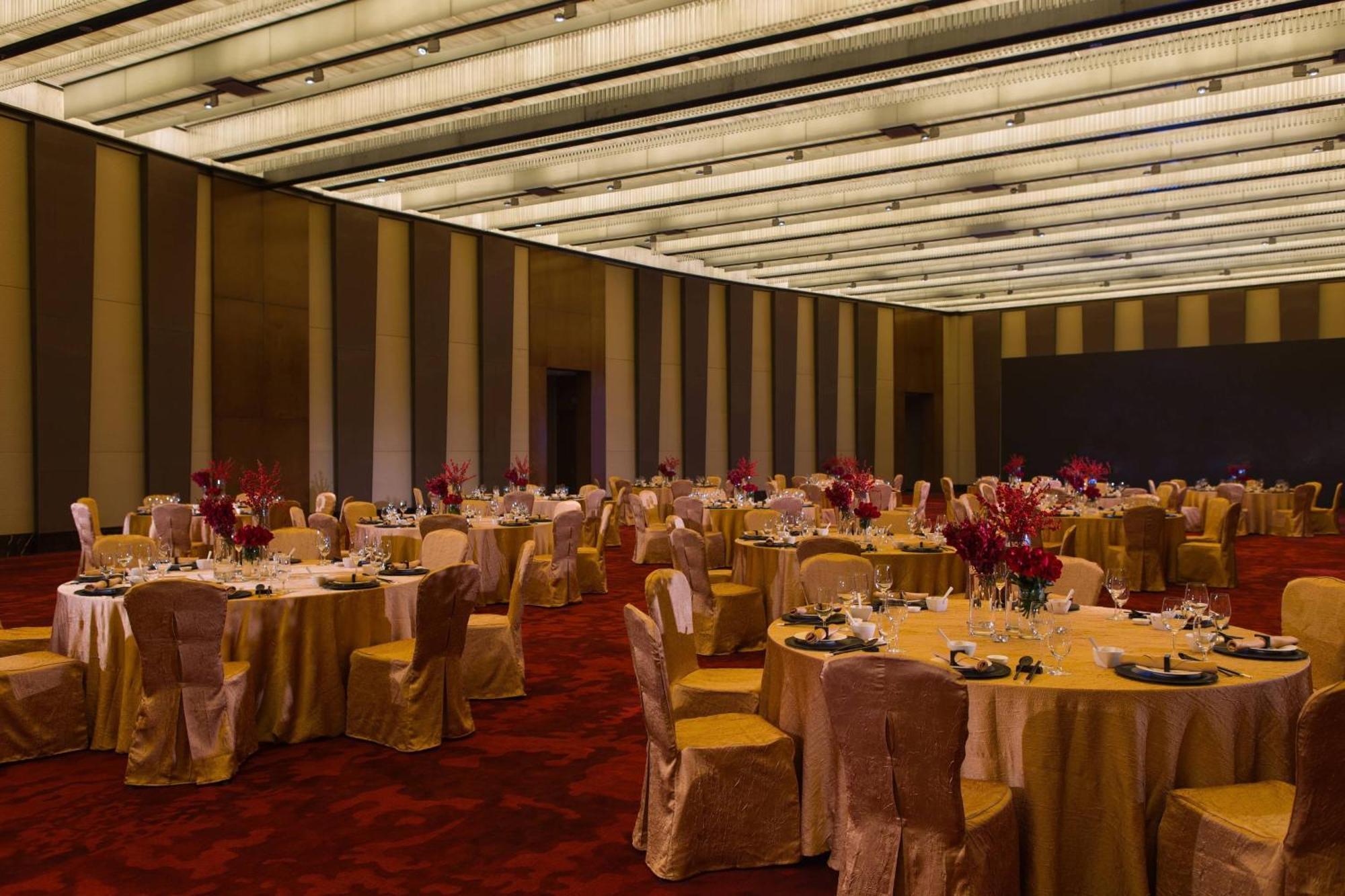 Renaissance Nanjing Olympic Centre Hotel Bagian luar foto